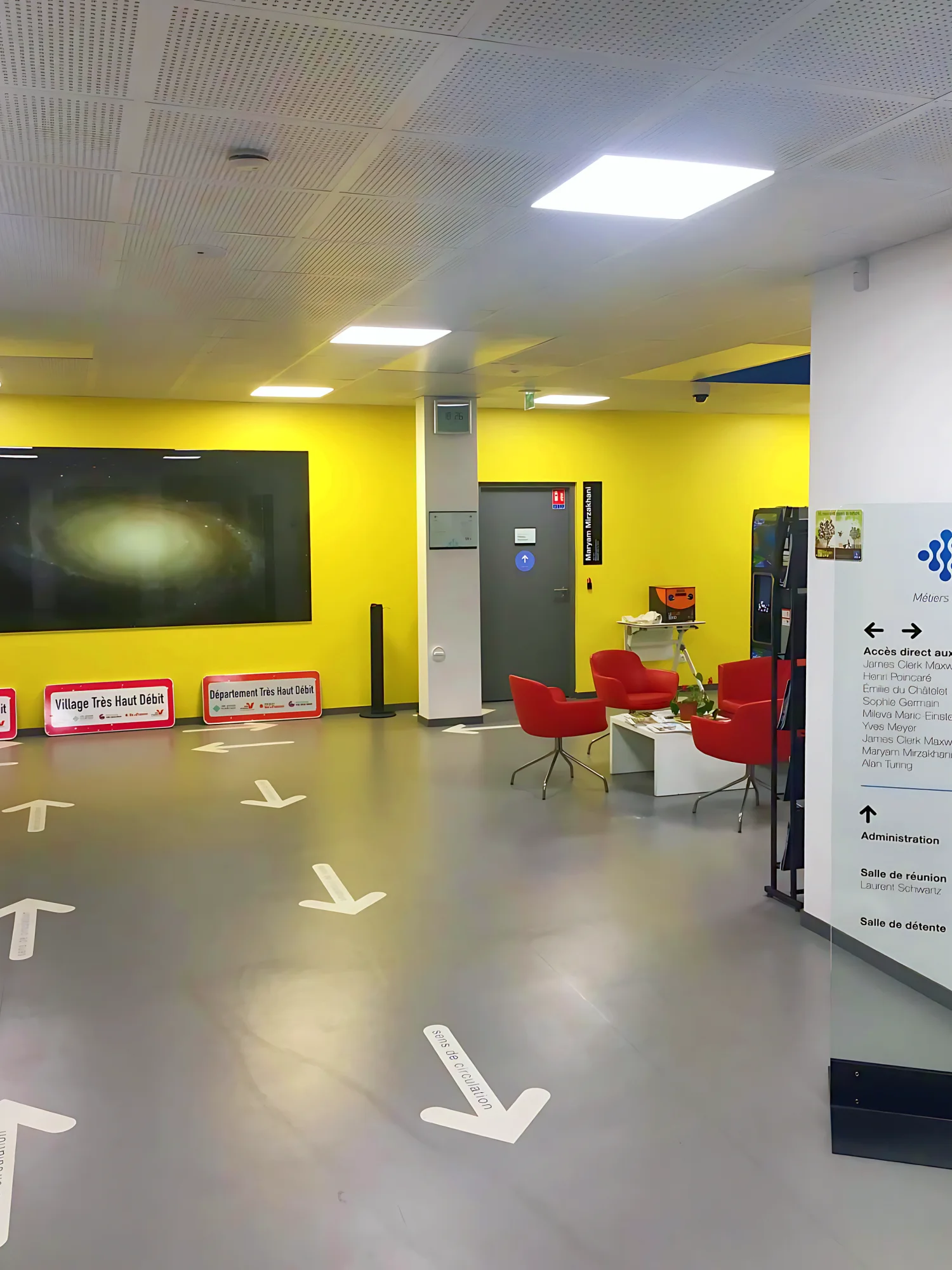 Reception hall of the AI2 campus